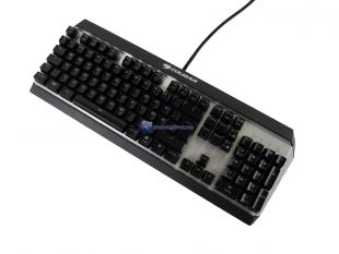 Cougar-Attack-X3-RGB-9