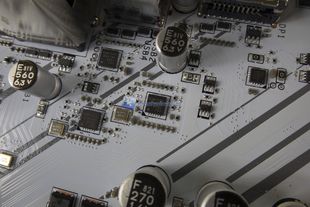 MSI B360 Gaming Arctic 29
